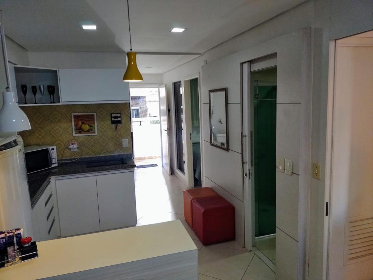 Clarke's Landscape 303 Gold B Nascente Sombra Apartment *